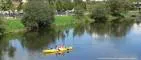freizeit-boot-fahren-bayerischer-wald-kanufahrt-regen-fluß